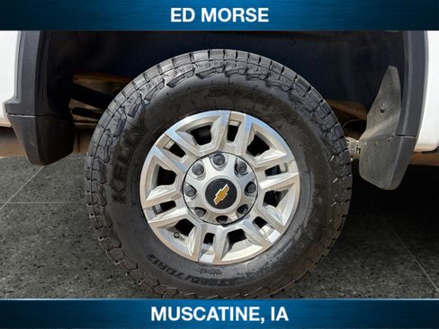 Used 2022 Chevrolet Silverado 2500 W/T w/ WT Convenience Package AWD/4WD image 11