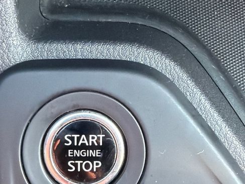 Used 2025 Nissan Sentra S FWD image 24