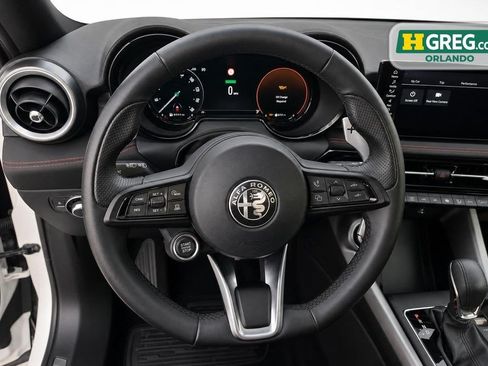 Used 2024 Alfa Romeo Tonale Veloce AWD/4WD image 13