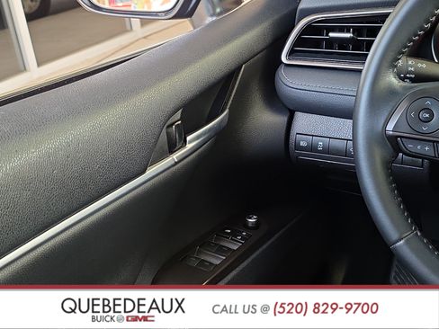 Used 2022 Toyota Camry XSE FWD image 23