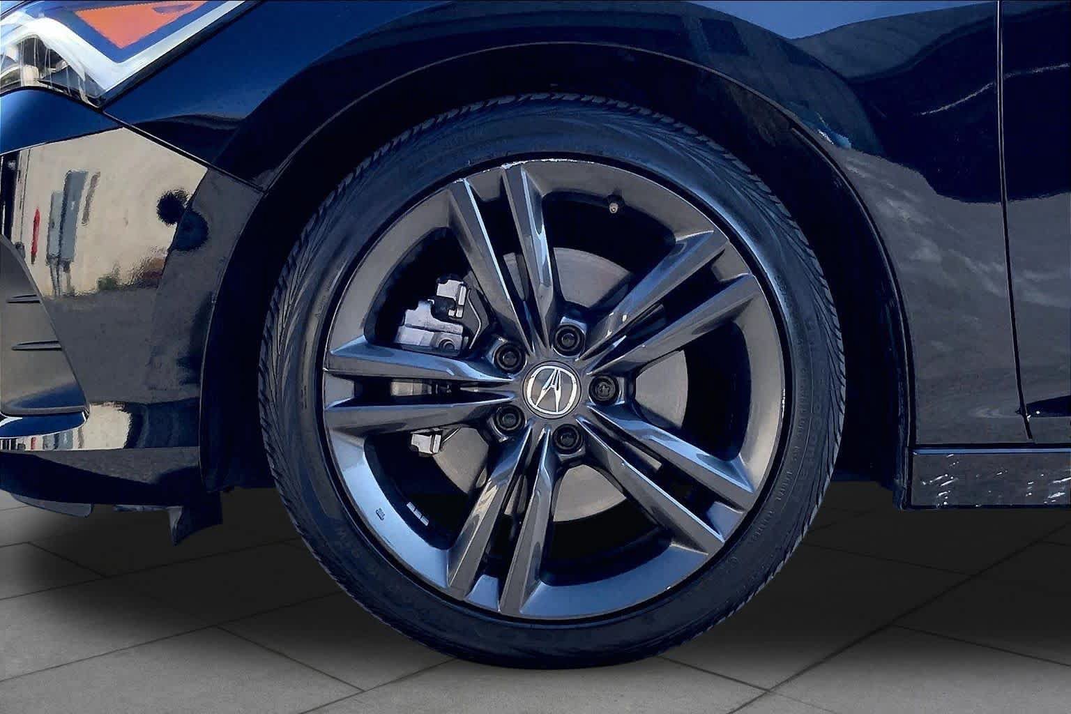 Used 2024 Acura Integra A-Spec FWD image 11