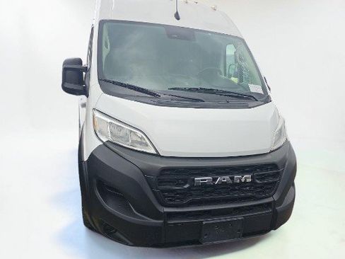 Used 2023 RAM ProMaster 2500 FWD image 2