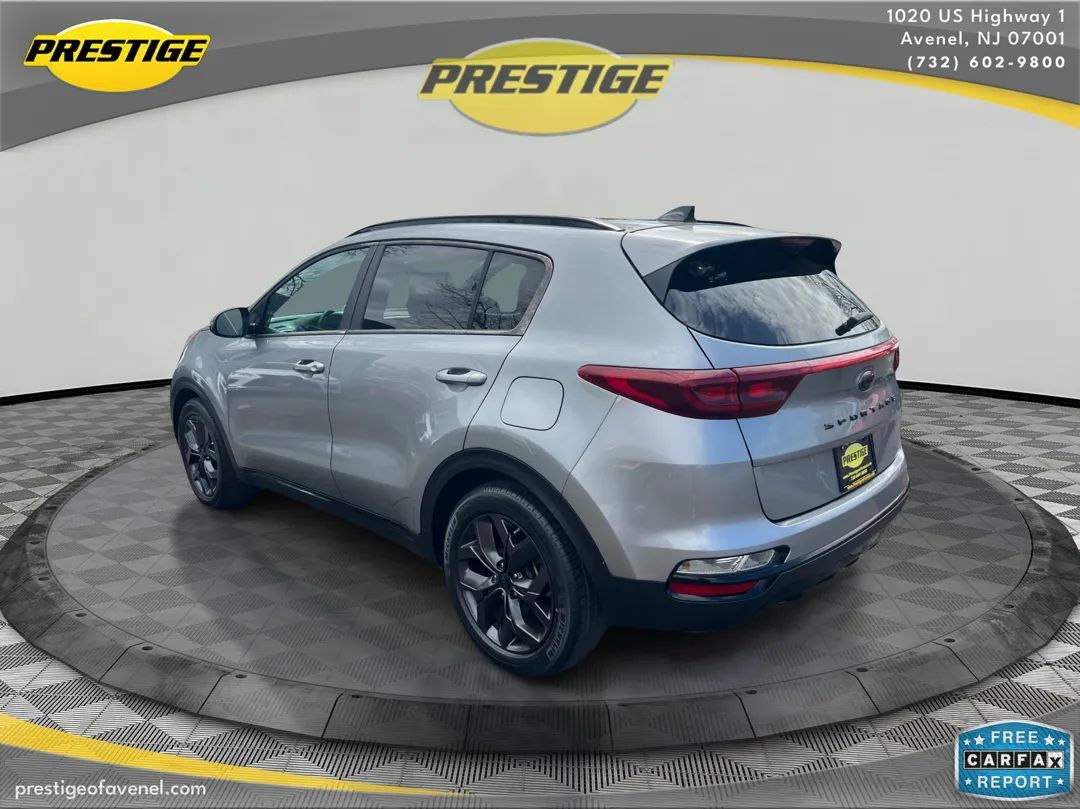 Used 2022 Kia Sportage Nightfall Edition FWD image 7