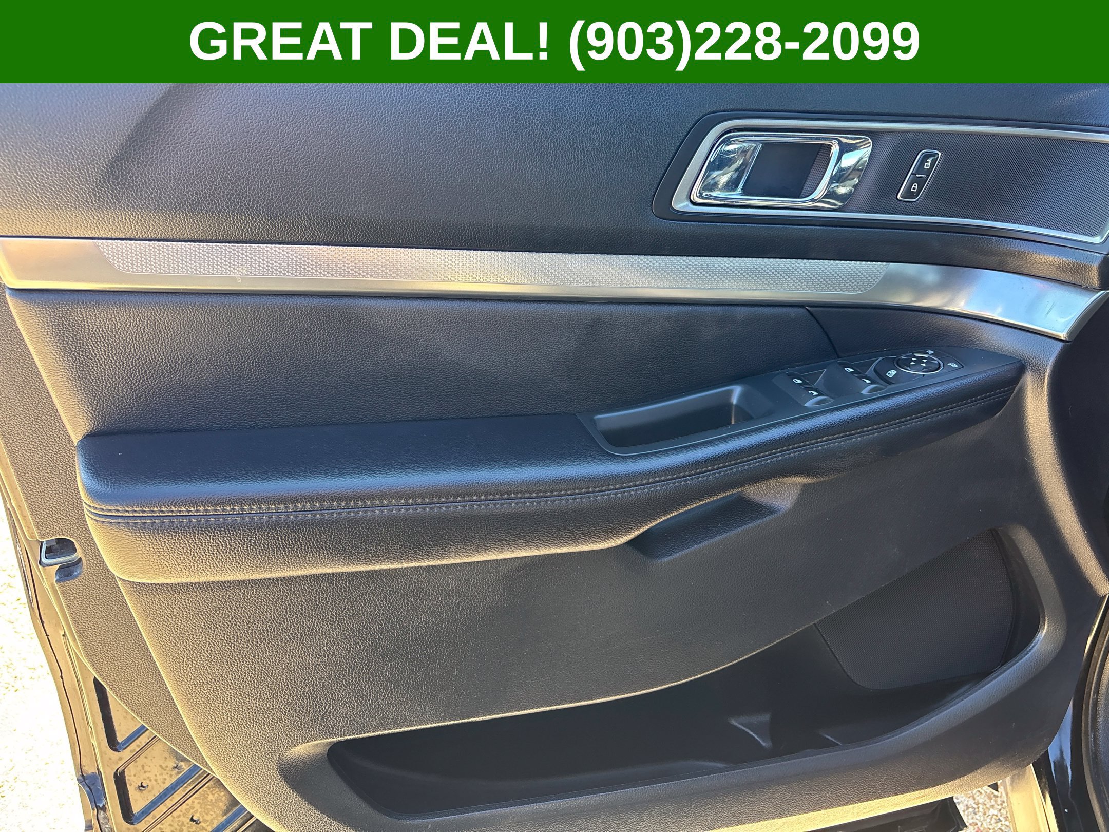 Used 2018 Ford Explorer XLT FWD image 24