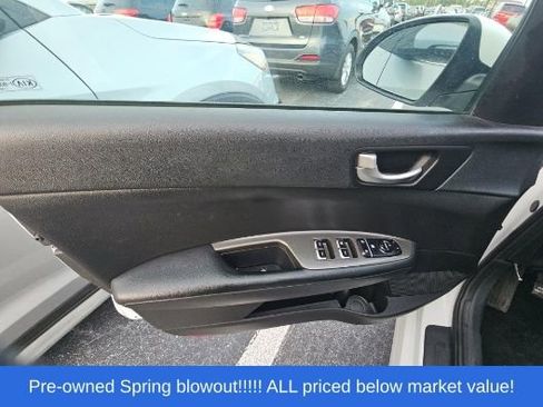 Used 2020 Kia Optima LX FWD image 15
