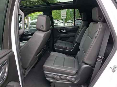 Used 2023 Chevrolet Tahoe RST w/ Luxury Package AWD/4WD image 9