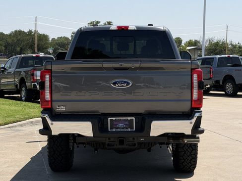 New 2026 Ford F250 Lariat w/ Tremor Off-Road Package AWD/4WD image 5