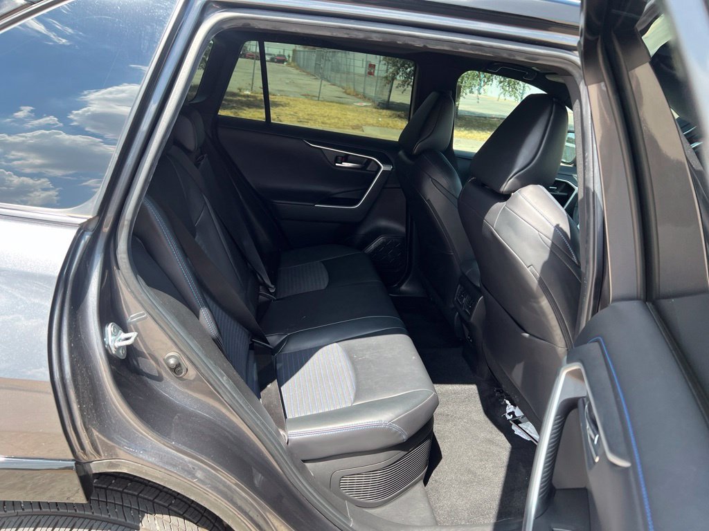 Used 2024 Toyota RAV4 XSE AWD/4WD image 38