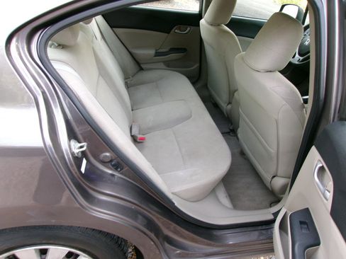 Used 2012 Honda Civic LX image 5