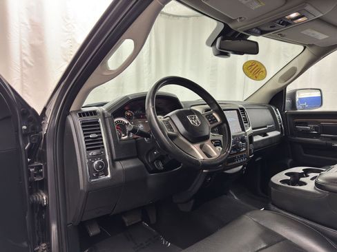 Used 2018 RAM 1500 Laramie w/ Convenience Group image 17