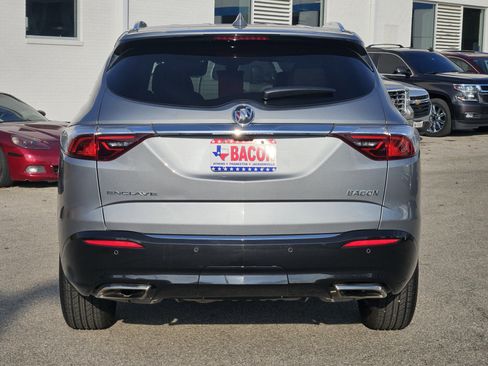 Used 2024 Buick Enclave Premium image 5
