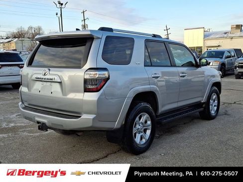 Used 2024 Toyota 4Runner SR5 image 8