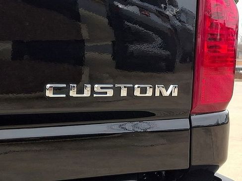 Used 2025 Chevrolet Silverado 2500 Custom AWD/4WD image 33