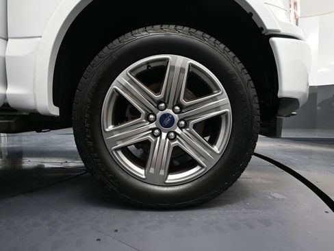 Used 2018 Ford F150 XLT w/ Equipment Group 302A Luxury image 18