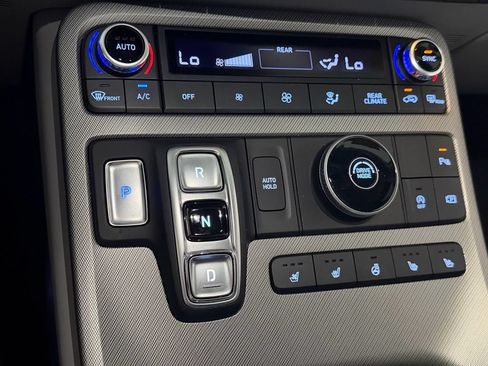 Used 2024 Hyundai Palisade SEL FWD image 29