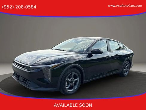 Used 2025 Kia K4 FWD image 1
