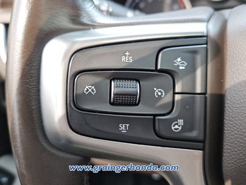 Used 2021 Chevrolet Tahoe Z71 w/ Z71 Signature Package image 19