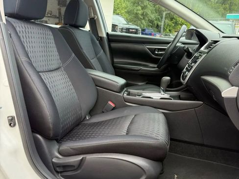 Used 2016 Nissan Altima 2.5 S w/ Power Driver Seat Package image 18