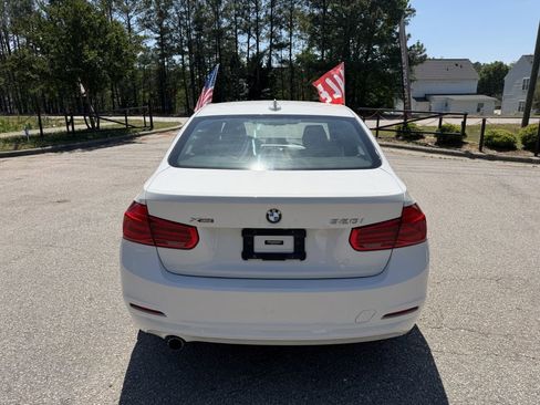 Used 2018 BMW 320i xDrive Sedan AWD/4WD image 6