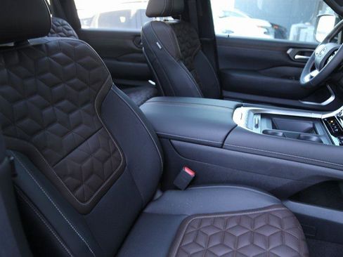 New 2025 Nissan Armada Platinum Reserve image 27