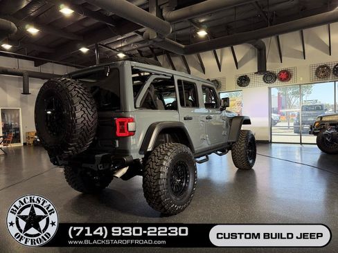 Used 2025 Jeep Wrangler Unlimited Rubicon 4xe w/ Safety Group AWD/4WD image 37