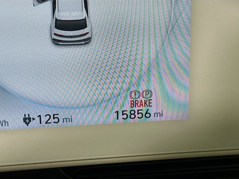 Used 2024 Hyundai Ioniq 5 SE image 19