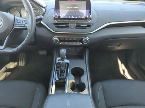 Certified 2025 Nissan Altima 2.5 S image 15