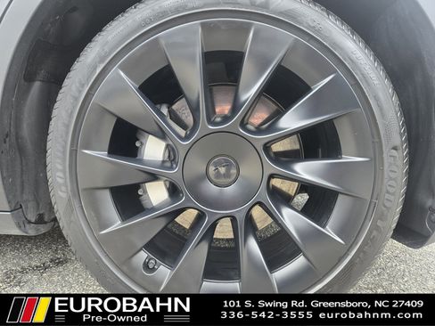 Used 2023 Tesla Model Y Long Range AWD/4WD image 29