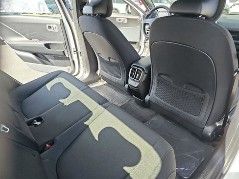 New 2025 Hyundai Ioniq 6 SE image 11