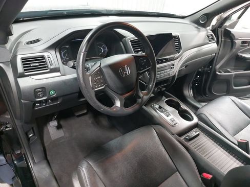 Used 2023 Honda Passport EX-L image 16