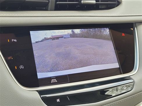 Used 2022 Cadillac XT5 Premium Luxury image 17