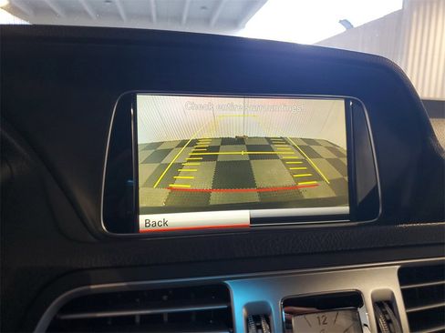 Used 2014 Mercedes-Benz E 350 Cabriolet image 24