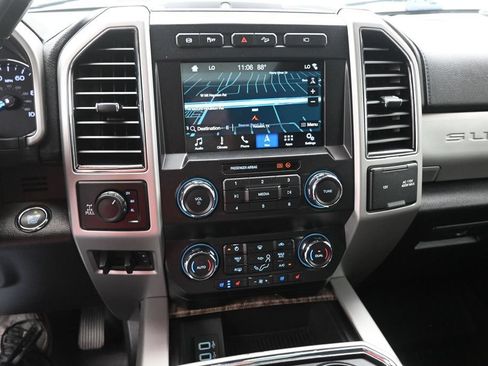Used 2019 Ford F250 Lariat w/ Lariat Ultimate Package AWD/4WD image 9