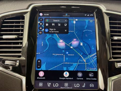 Certified 2023 Volvo XC90 B6 Plus w/ Protection Package Premier AWD/4WD image 13