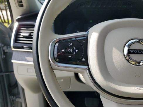 Certified 2024 Volvo XC90 B6 Ultimate w/ Protection Package Premier image 19