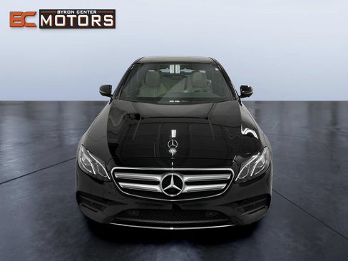 Used 2019 Mercedes-Benz E 300 4MATIC w/ Premium 1 Package image 8