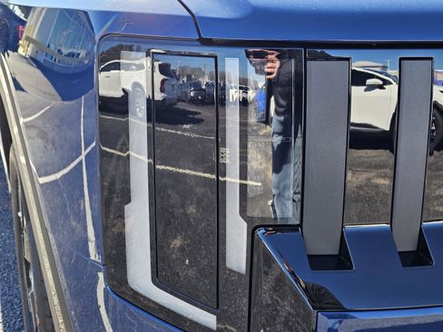 New 2027 Kia Telluride S image 4