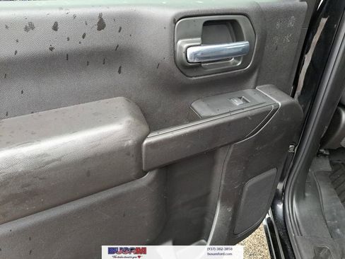 Used 2024 Chevrolet Silverado 2500 Custom w/ Custom Value Package image 10