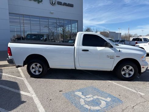 Used 2023 RAM 1500 Classic SLT image 35