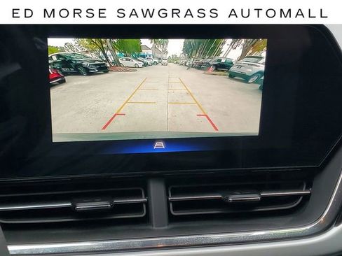 Certified 2025 Chevrolet Trax LT w/ Driver Confidence Package image 24