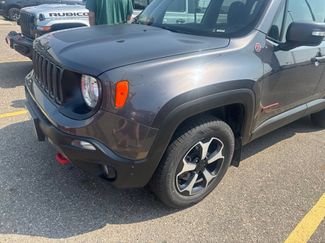 Used 2019 Jeep Renegade Trailhawk w/ Cold Weather Group II AWD/4WD video 3