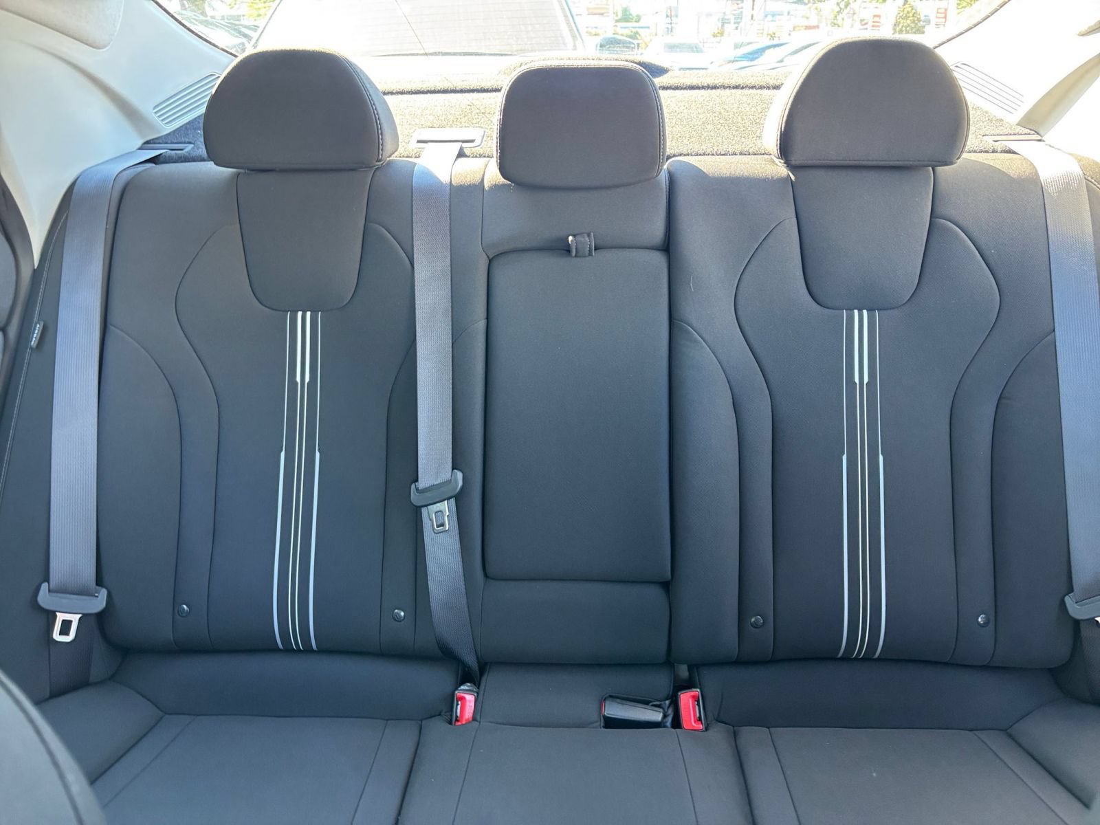Used 2025 Hyundai Elantra SEL FWD image 39
