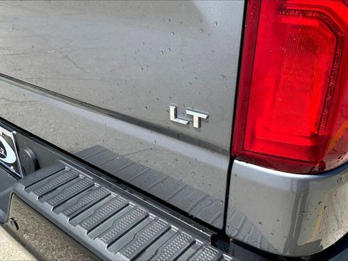 Used 2022 Chevrolet Silverado 1500 LT Trail Boss w/ LT Trail Boss Premium Package image 8