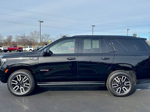 Used 2022 GMC Yukon AT4 w/ Technology Package image 4