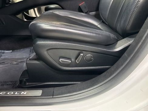 Used 2017 Lincoln MKX Select w/ Select Plus Package image 8