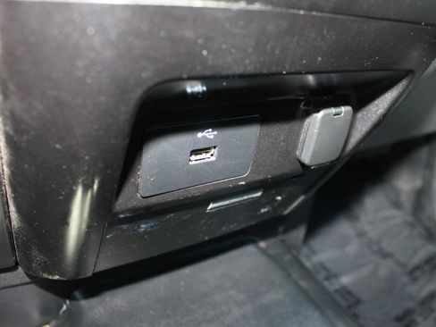 Used 2017 Ford F150 XLT w/ Trailer Tow Package image 22