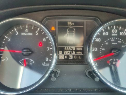 Used 2012 Nissan Rogue SL FWD image 7