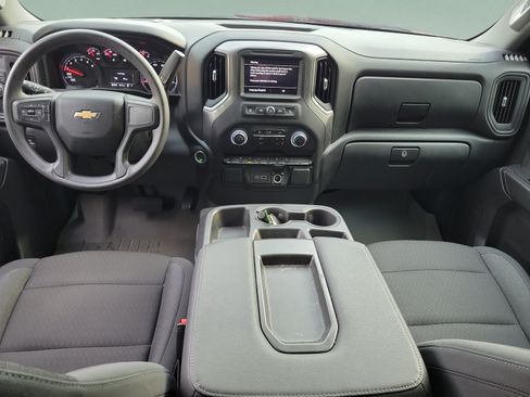 Used 2024 Chevrolet Silverado 1500 Custom w/ Turbomax Blackout Package RWD image 7