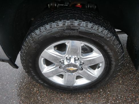 Used 2022 Chevrolet Silverado 3500 LTZ AWD/4WD image 16