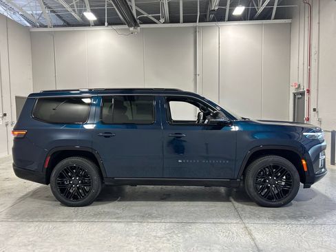 New 2026 Jeep Grand Wagoneer Limited AWD/4WD image 5